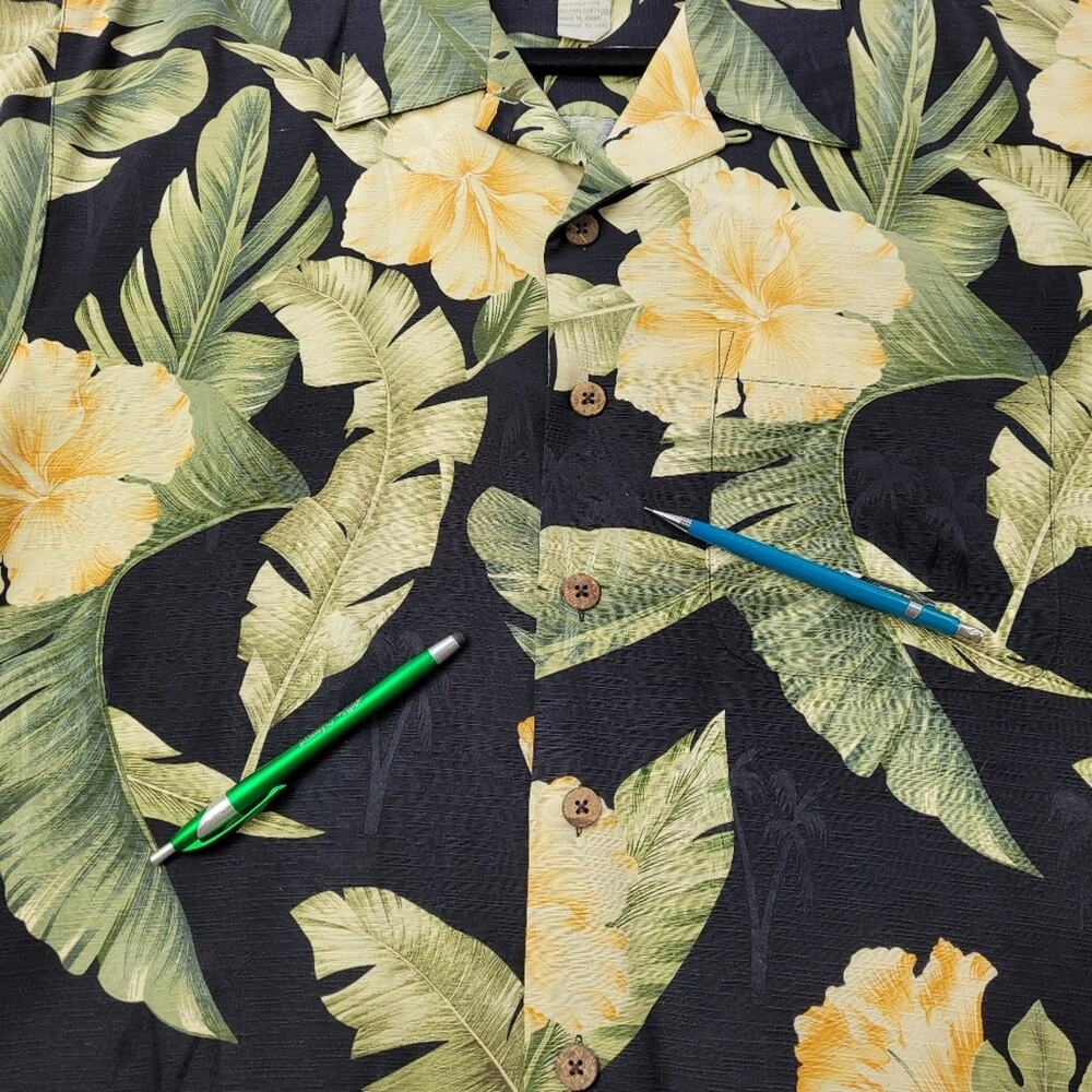 Platinum Tropical Floral Silk Shirt size Medium - Picture 13 of 13